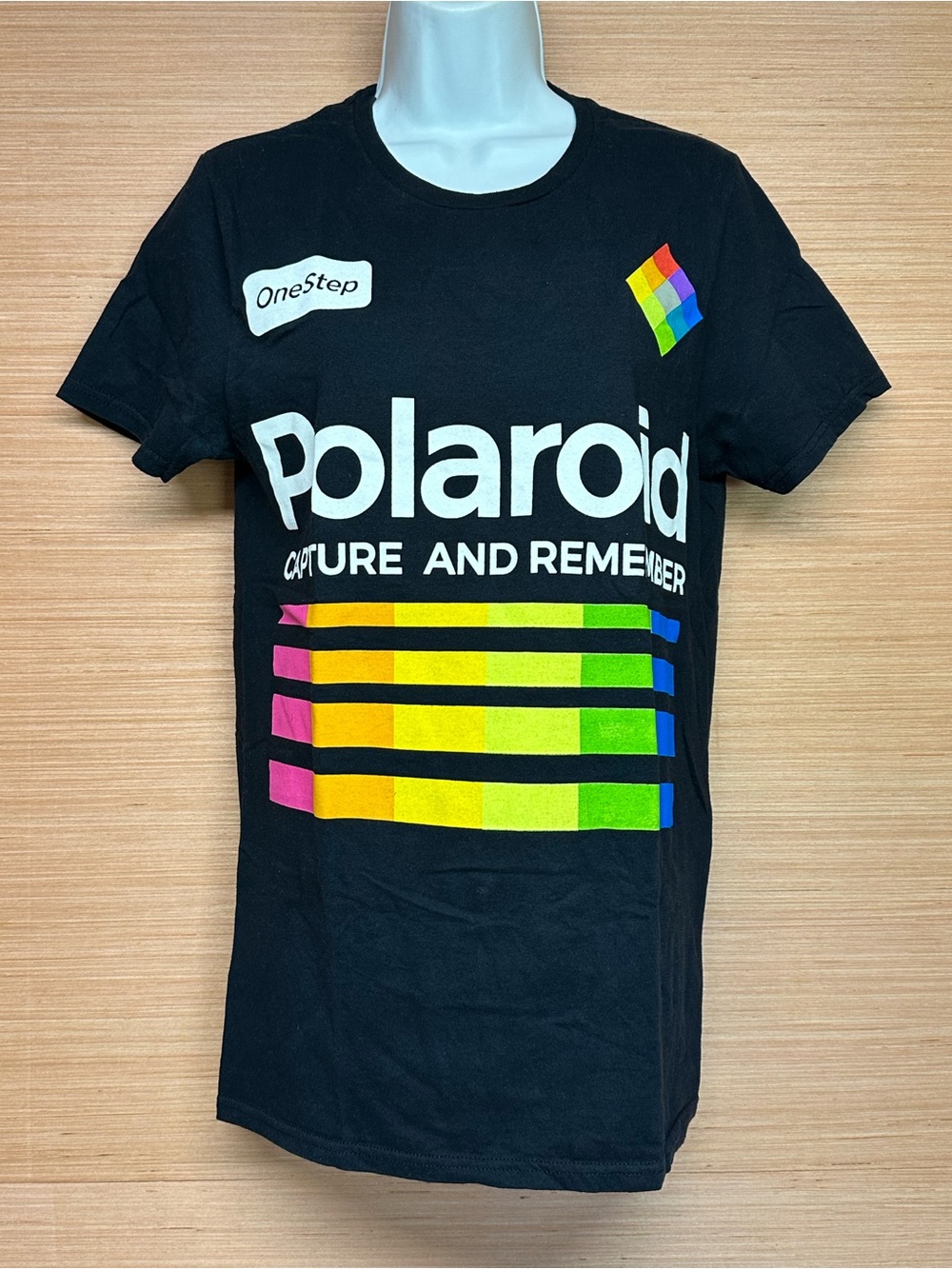 Polaroid Capture and Remember One Step Black Short Sleeve T-Shirt Size Small